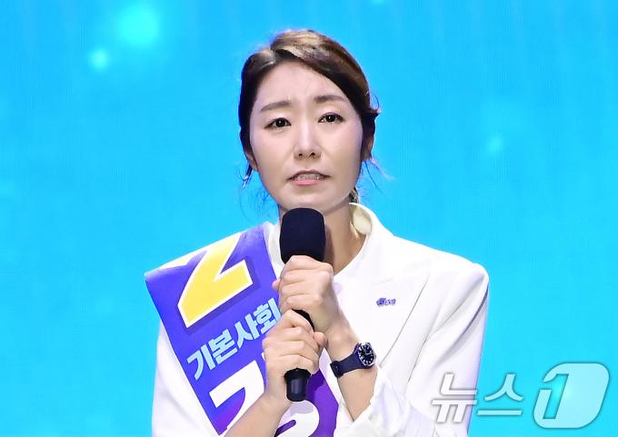 [사진] 강선우 후보, 정견발표
