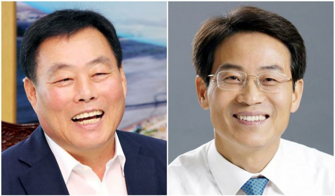                                    사진 왼쪽부터 김산 무안군수 강진원 강진군수/뉴시스