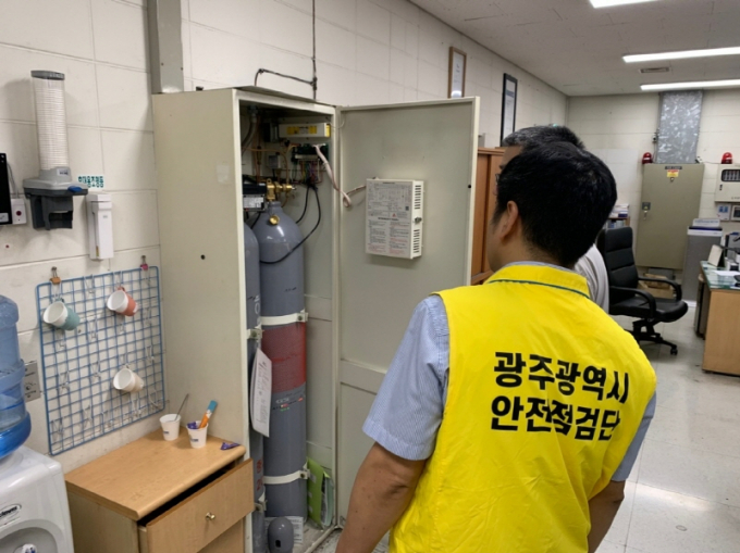 추석 대비 다중이용시설 안전점검./사진=광주시