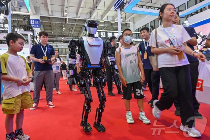 [사진] [포토]베이징 2024 월드 로봇 컨퍼런스 개막