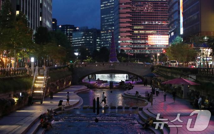 [사진] '기록적인 열대야'