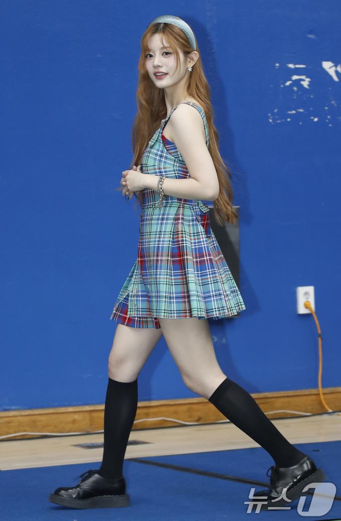 [사진] 아일릿 민주, 동화나라 공주님