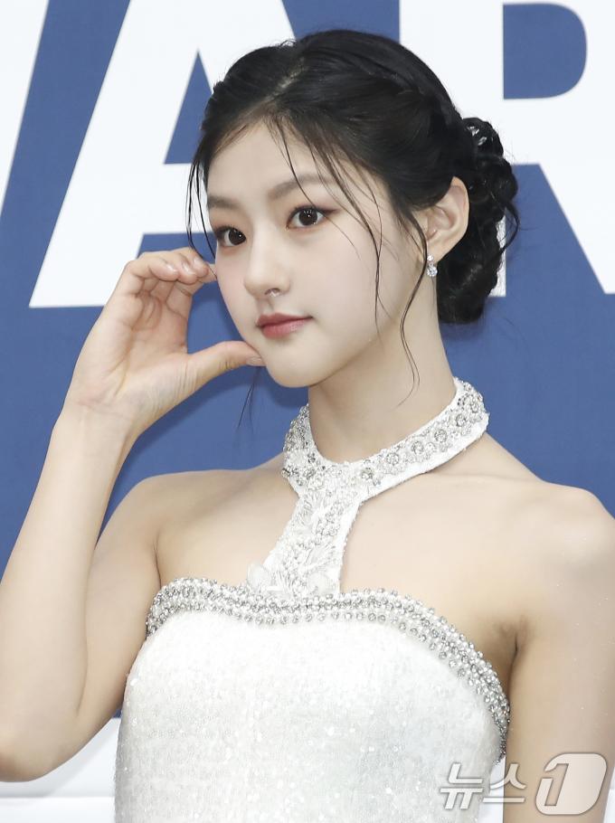 [사진] 하늘, 청순 볼 하트