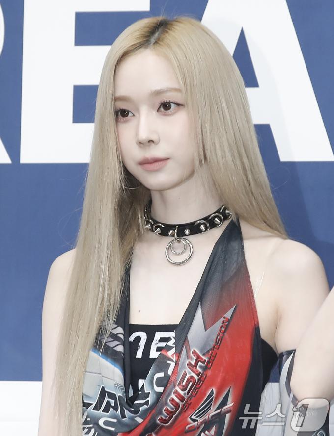 [사진] 에스파 윈터, 인형