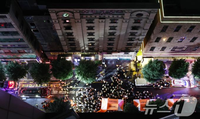 [사진] 부천 숙박업소 화재 '18명 사상'