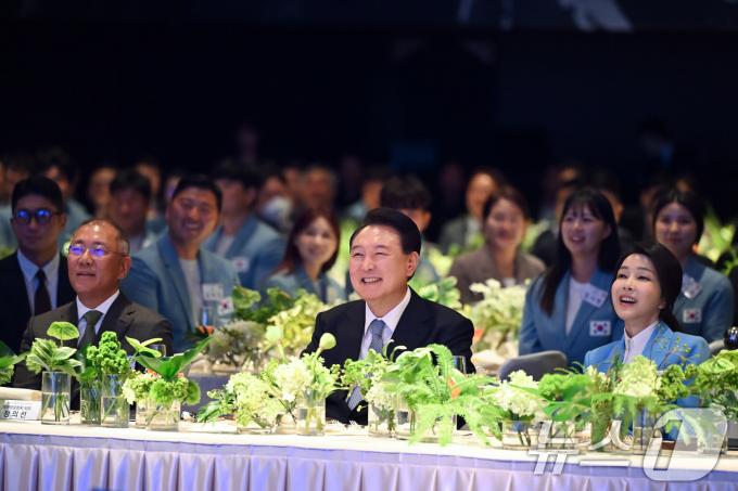 [사진] 윤석열 대통령 부부, 파리올림픽 선수단 격려 행사
