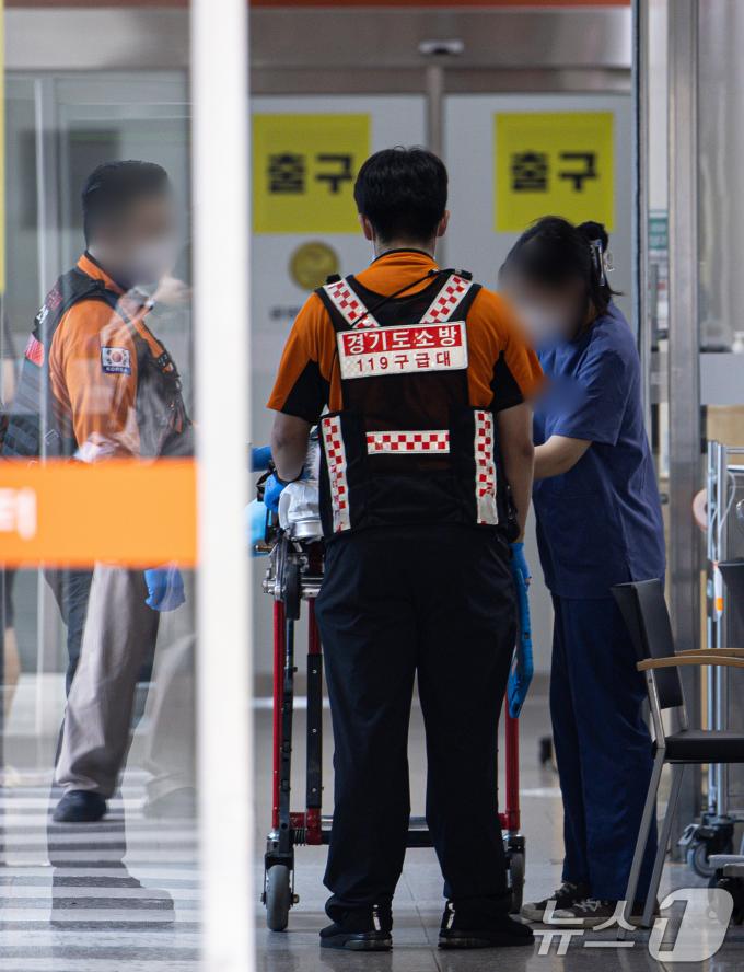 [사진] 아주대병원 응급실 전문의 '절반 사표…의료 공백 우려'