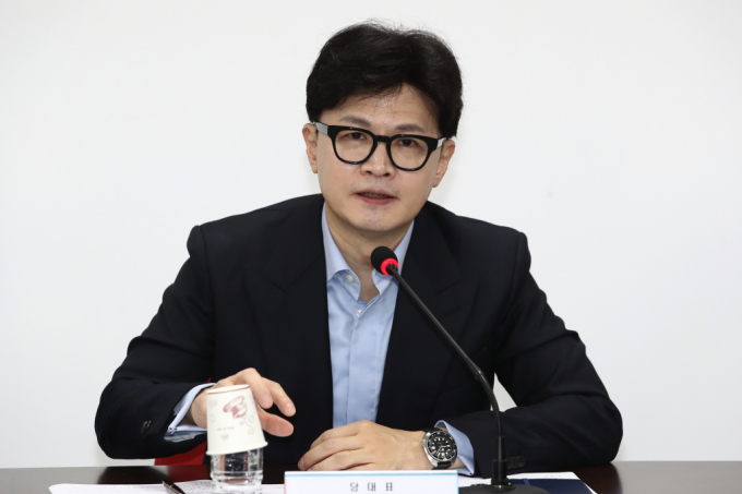 한동훈 국민의힘 대표가 안정적인 물가관리를 위해 당과 정부의 노력을 당부했다./사진=뉴스1  /사진=(서울=뉴스1) 이광호 기자