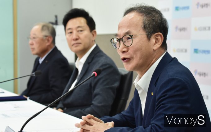 [머니S픽]서울시 ·KB·한경협, 소상공인 출산육아 지원 '맞손'