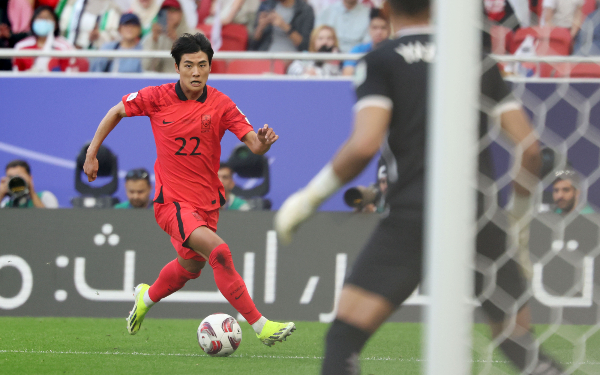 사진은 설영우가 지난 1월 카타르 도하 알투마마 스타디움에서 열린 2023 아시아축구연맹(AFC) 카타르 아시안컵 조별리그 E조 조별리그 2차전 요르단과 대한민국의 경기에서 돌파하는 모습. /사진=뉴스1