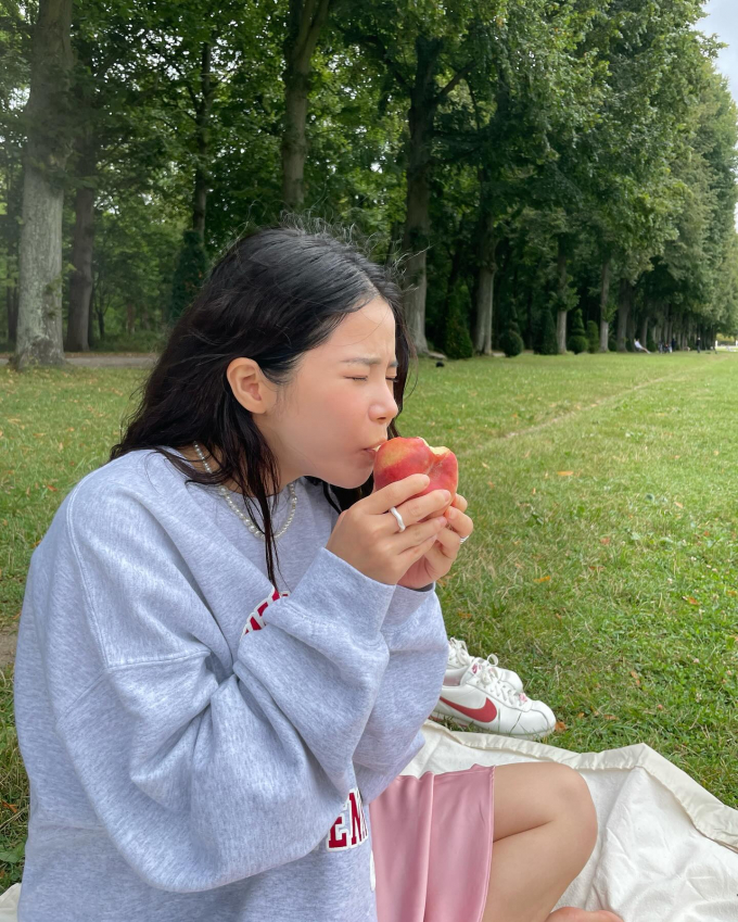 사진=솔라 인스타그램