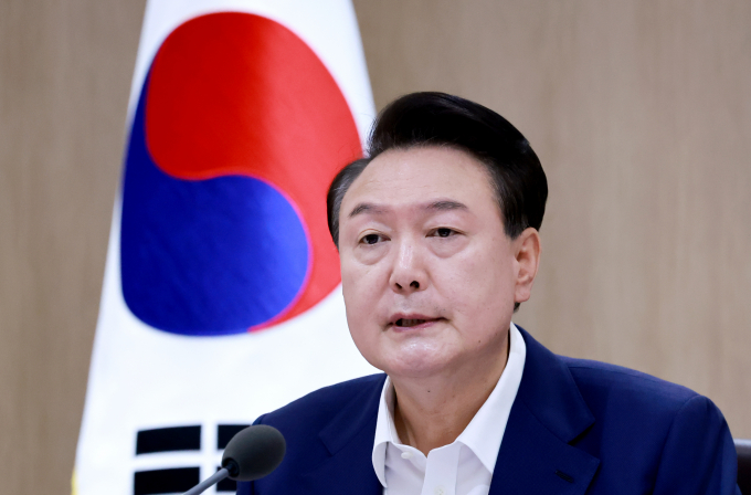 윤석열 대통령이 27일 '민생활력, 미래도약 2025년 예산안'을 공개했다. 사진은 윤 대통령이 27일 서울 용산 대통령실 청사에서 열린 국무회의에서 발언하는 모습. /사진=뉴시스(대통령실통신사진기자단) 