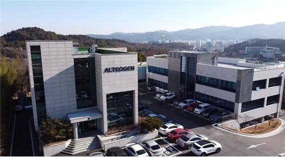 알테오젠이 27일 코스닥 시총 1위에 올랐다./사진=알테오젠