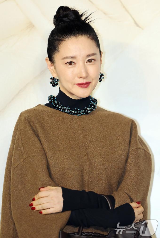 [사진] 이영애, 심쿵 눈빛