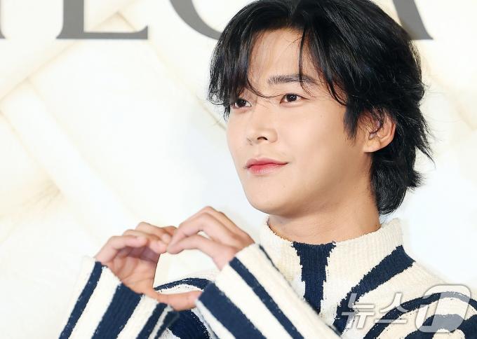 [사진] 로운, 소장하고 싶은 눈빛
