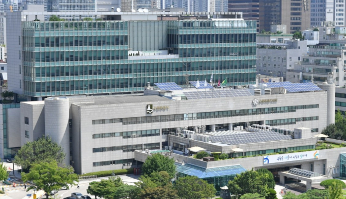팔달구 효원로 수원시청 전경. 