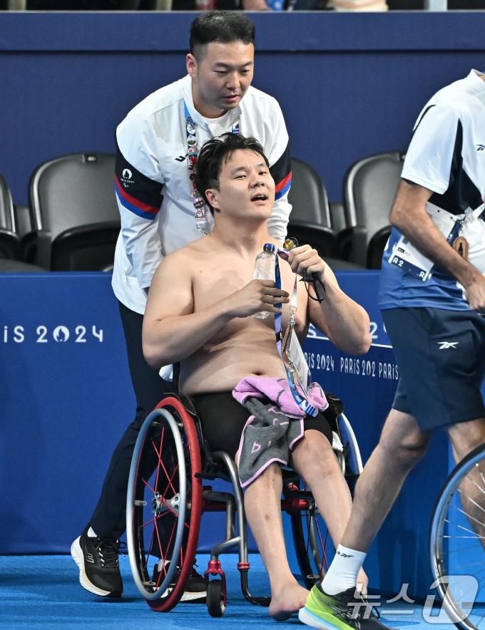 [사진] 메달 놓치고 아쉬워하는 조기성