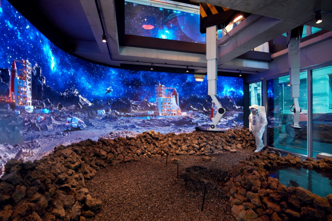 에이피알이 서울 강남구 신사동에 체험형 플래그십 스토어 '스페이스 도산'을 오픈한다. 메디큐브, 널디, 포맨트 등 인기 브랜드를 한자리에서 만날 수 있으며 9월1일 정식 오픈한다. /사진=에이피알