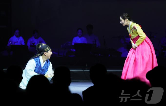 [사진] 위연승·정혜빈, 이도령과 성춘향