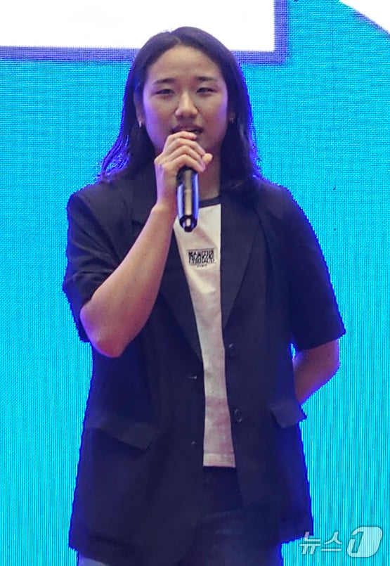[사진] 인사말하는 안세영