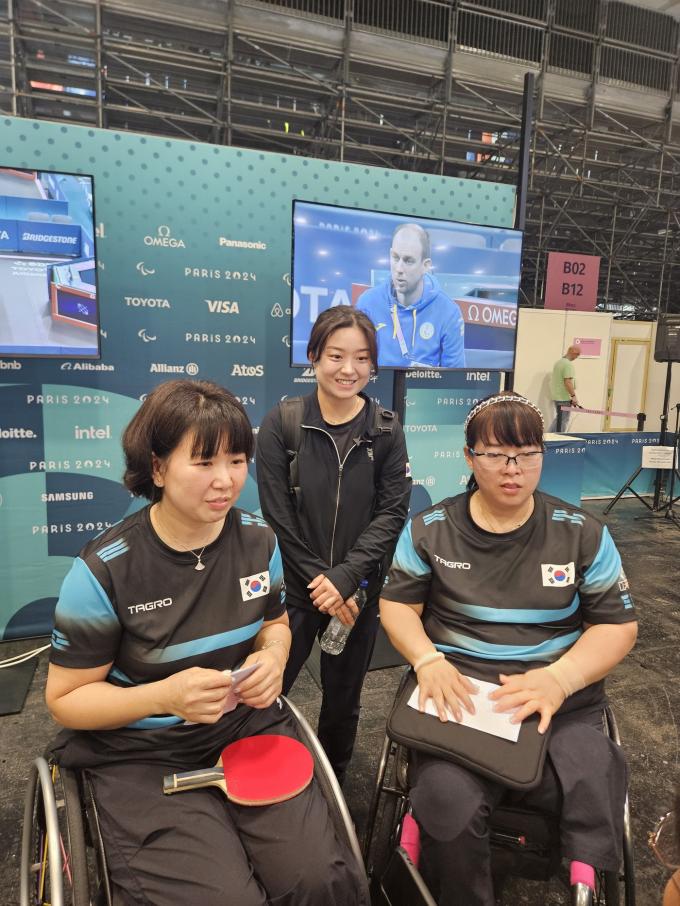 2024 파리 패럴림픽 탁구 여자 복식에서 동메달을 획득한 문성혜, 정영아(대한장애인체육회 제공)
