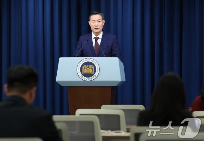 [사진] 국가 사이버안보 기본계획 브리핑하는 신원식 안보실장