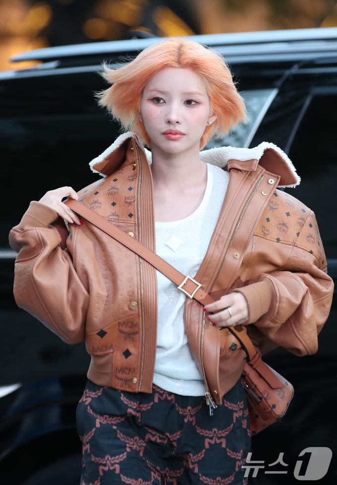 [사진] (여자)아이들 소연, 청담동 온 '퀸카'