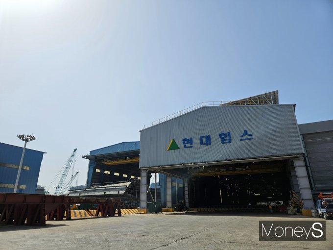 현대힘스가 조선업 호황으로 올해 하반기에도 호실적을 달성할 전망이다. 사진은 현대힘스 포항공장. /사진=최유빈 기자