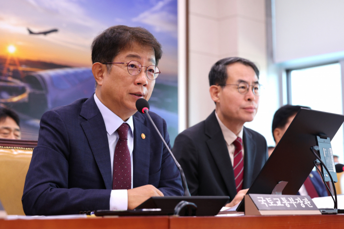 박상우 국토부 장관이 3일 국회 국토교통위원회 전체회의에서 8·8공급대책의 효과에 대해 공급 위주 대책이라 지켜봐야 한다는 입장을 보였다. /사진=뉴스1