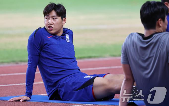 [사진] 이강인 '회복 훈련중'