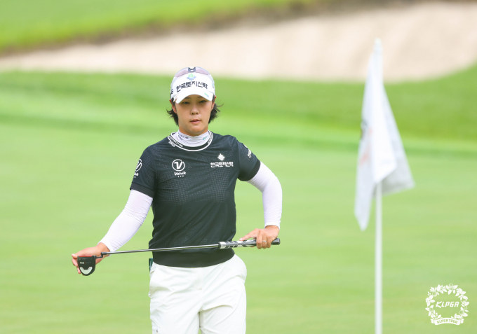KLPGA 투어 2024시즌 상금 1위 박지영. /사진= KLPGA
