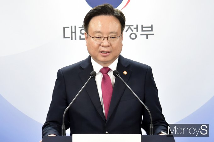 [머니S픽] 더내고 더받는 국민연금 '보험료율 9→13%' 개혁안 발표