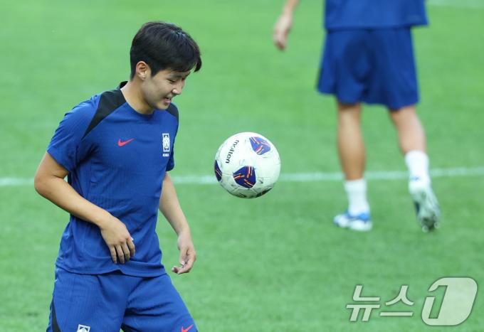 [사진] 월드컵 아시아지역 3차 예선 준비 나선 이강인