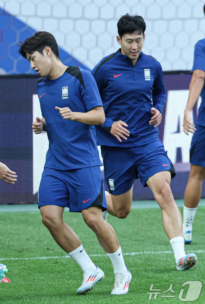 [사진] 팔레스타인전 준비 나선 손흥민·이강인