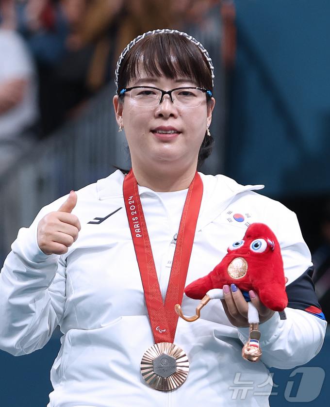 [사진] 행복한 정영아