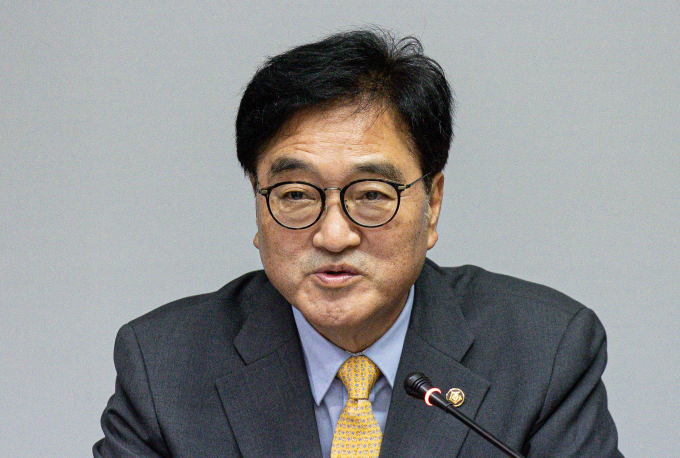 우원식 국회의장이 여·야·의·정 협의체를 제안에 화답했다. 사진은 우 의장이 지난 3일 서울 중구 국립중앙의료원 중앙응급의료센터를 찾아 발언하는 모습. /사진=뉴스1