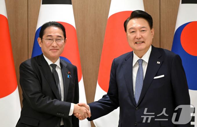 [사진] 尹·기시다 마지막 정상회담