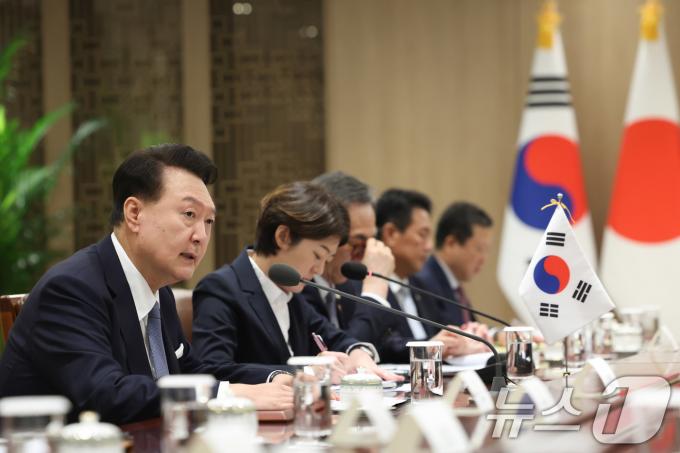 [사진] 윤 대통령, 한·일 확대 정상회담