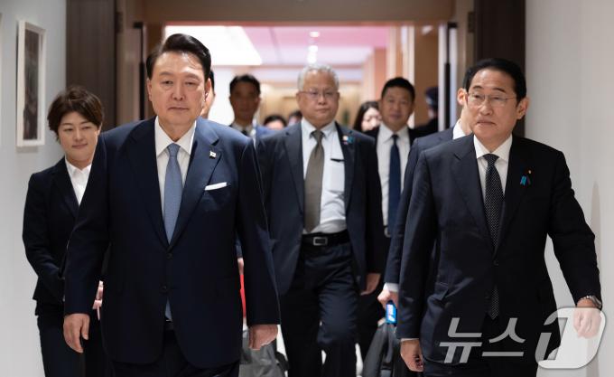 [사진] 윤 대통령, 기시다 일본 총리와 고별회담