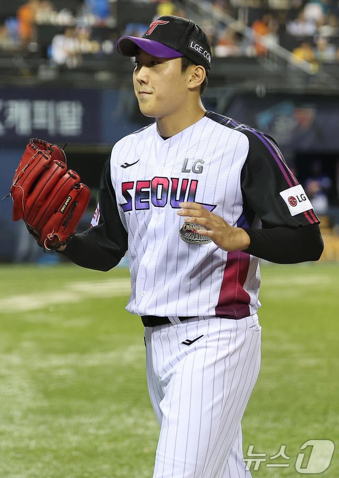 [사진] 손주영, 5이닝 2실점