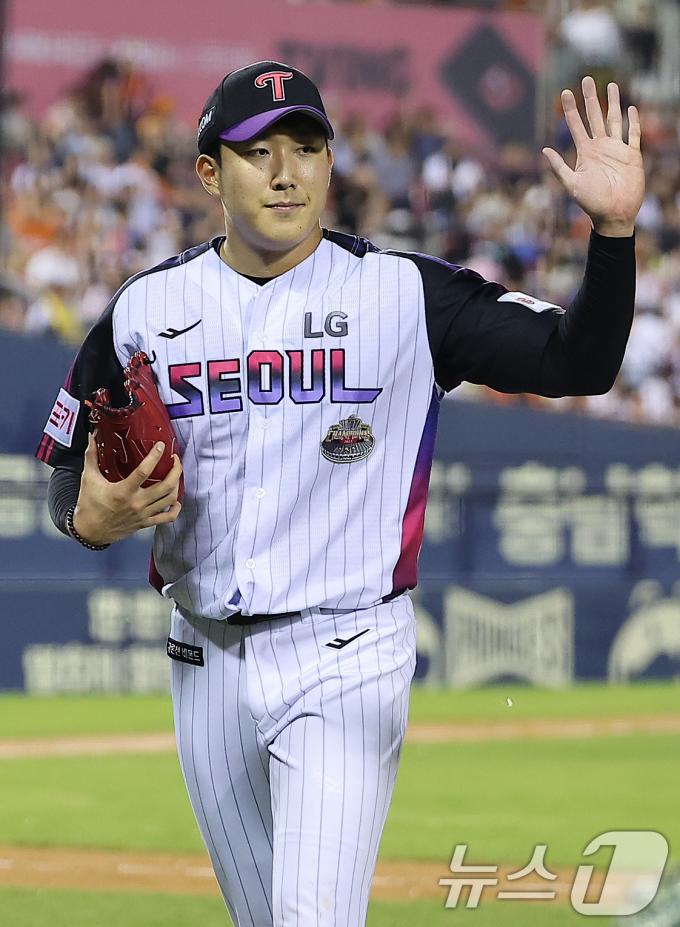 [사진] 손주영, 빈약한 타선 도움 속 패전 위기