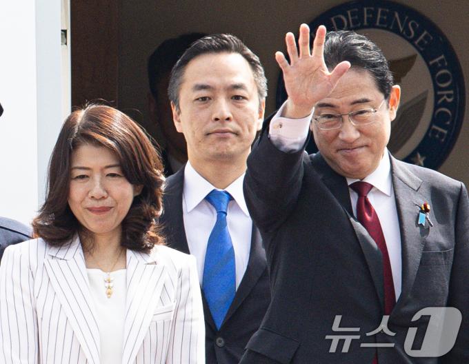 [사진] 기시다 후미오 총리 '일본으로'