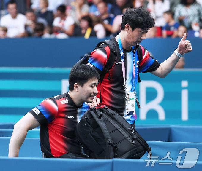 [사진] 탁구 남자단식 결승 진출한 김영건