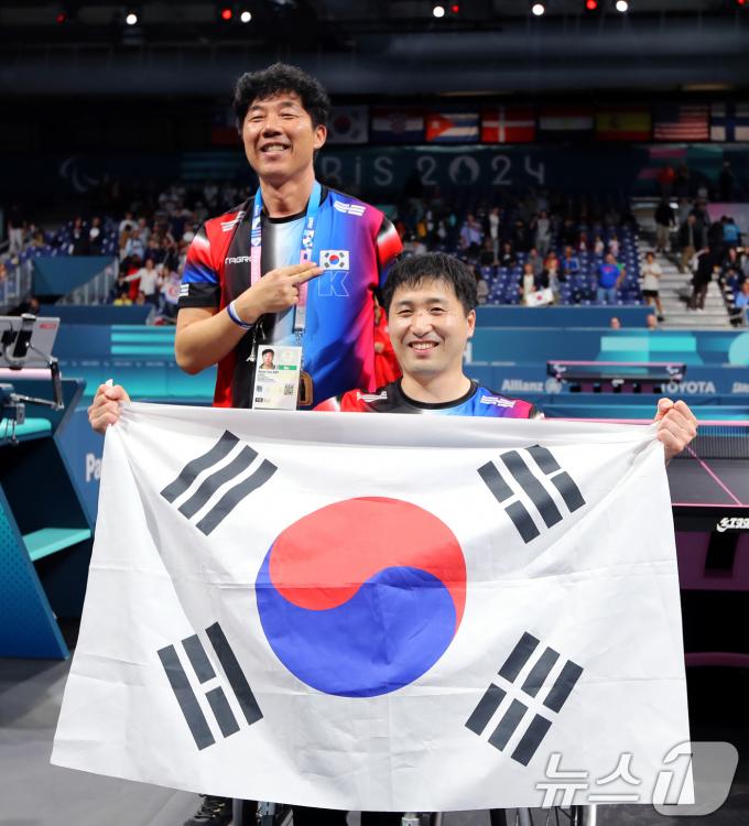 [사진] 한국 장애인 탁구 간판 김영건, 패럴림픽 개인 5번째 금메달