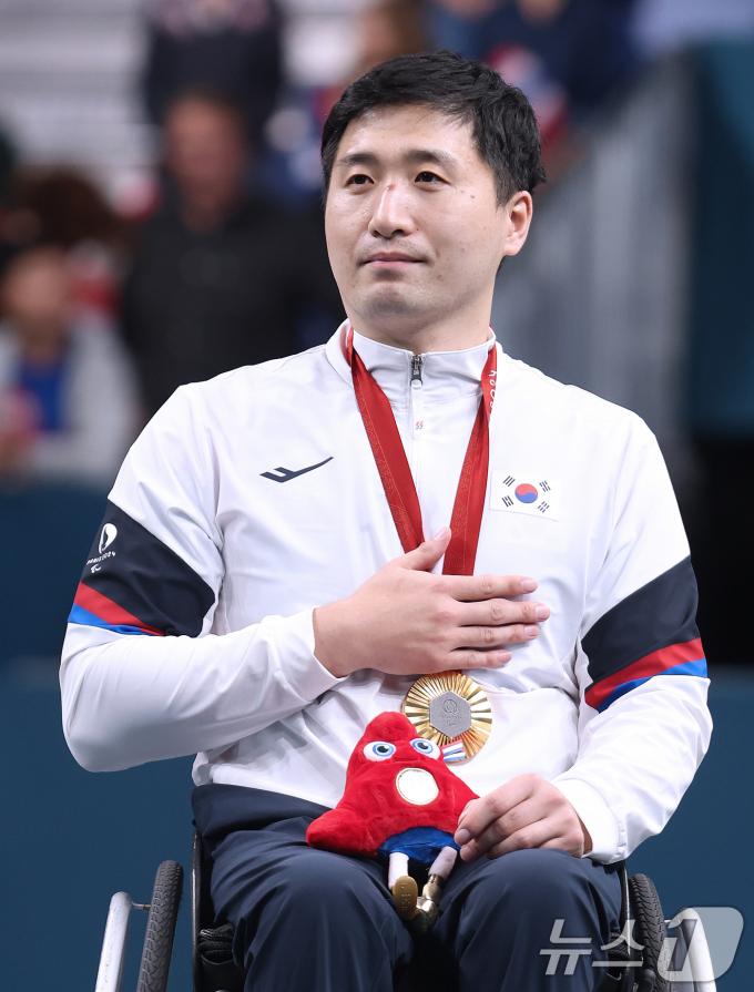 [사진] 한국 장애인 탁구 간판 김영건, 패럴림픽 개인 5번째 금메달