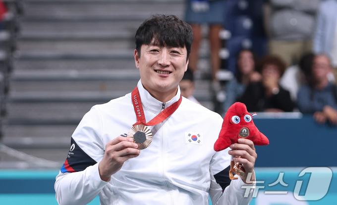 [사진] 탁구 김정길,  파리 패럴림픽 탁구 남자 단식 동메달