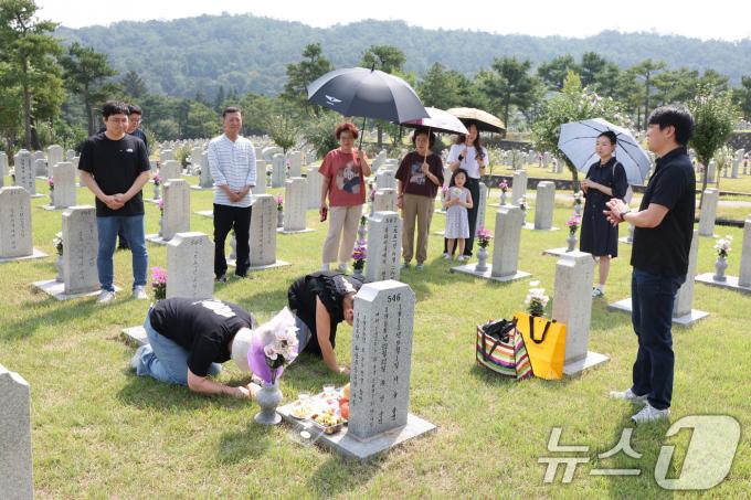 [사진] 추석 앞둔 주말에 찾은 현충원