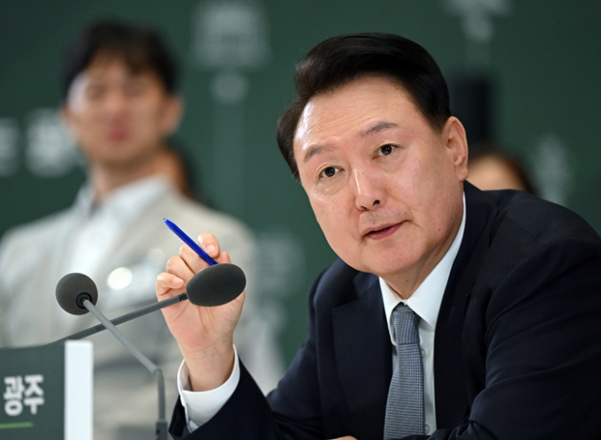 윤석열 대통령이 파리 패럴림픽 선수와 지도자들에게 축하를 전했다. 사진은 윤 대통령이 지난 5일 광주과학기술원에서 '첨단기술과 문화로 미래를 디자인하는 광주'를 주제로 열린 국민과 함께하는 민생토론회에서 발언하는 모습. /사진=뉴스1(대통령실 제공) 