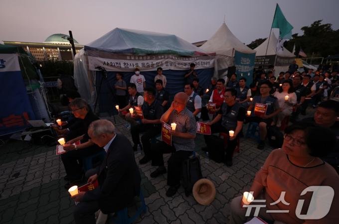 [사진] 택배노동자 과로사 대책위 