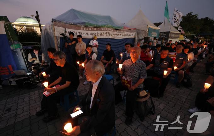 [사진] 택배노동자 건강권·노동권 쟁취를 위한 촛불문화제